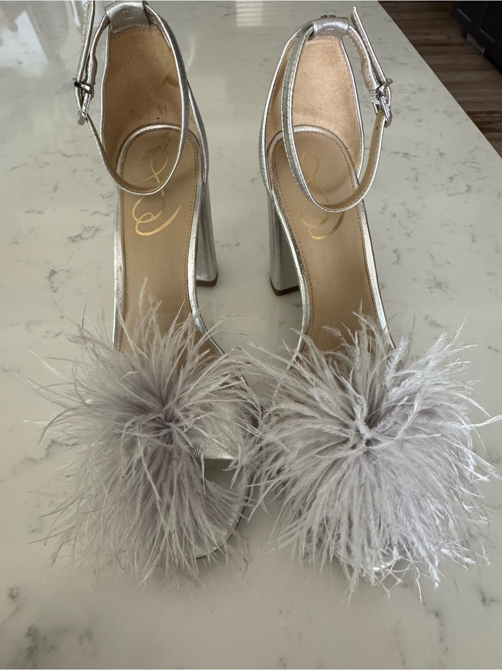 Sam Edelman Yaro Feather Heels Soft Silver Metallic Bridal Party Heels 🩶 - Picture 3 of 7